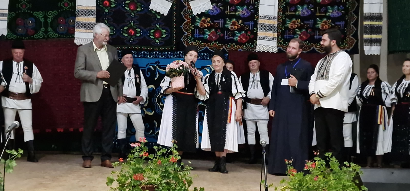 Doamna Silvia Macrea Senior – cetățean de onoare al comunei Bârghiș